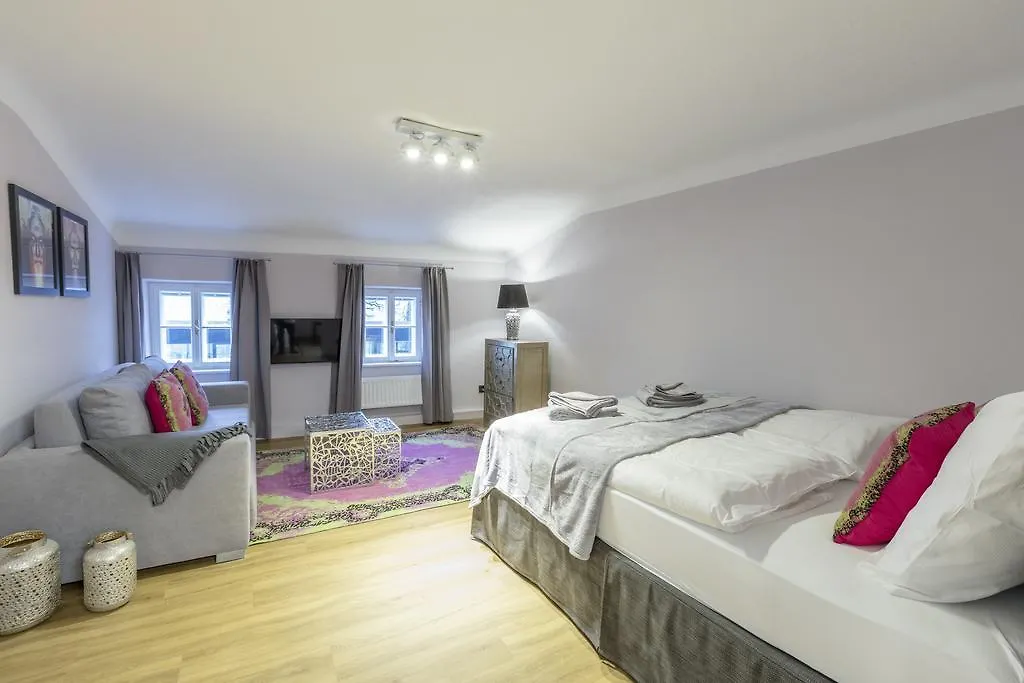 Apt. Stone-Lodge Salzburgo Apartamento